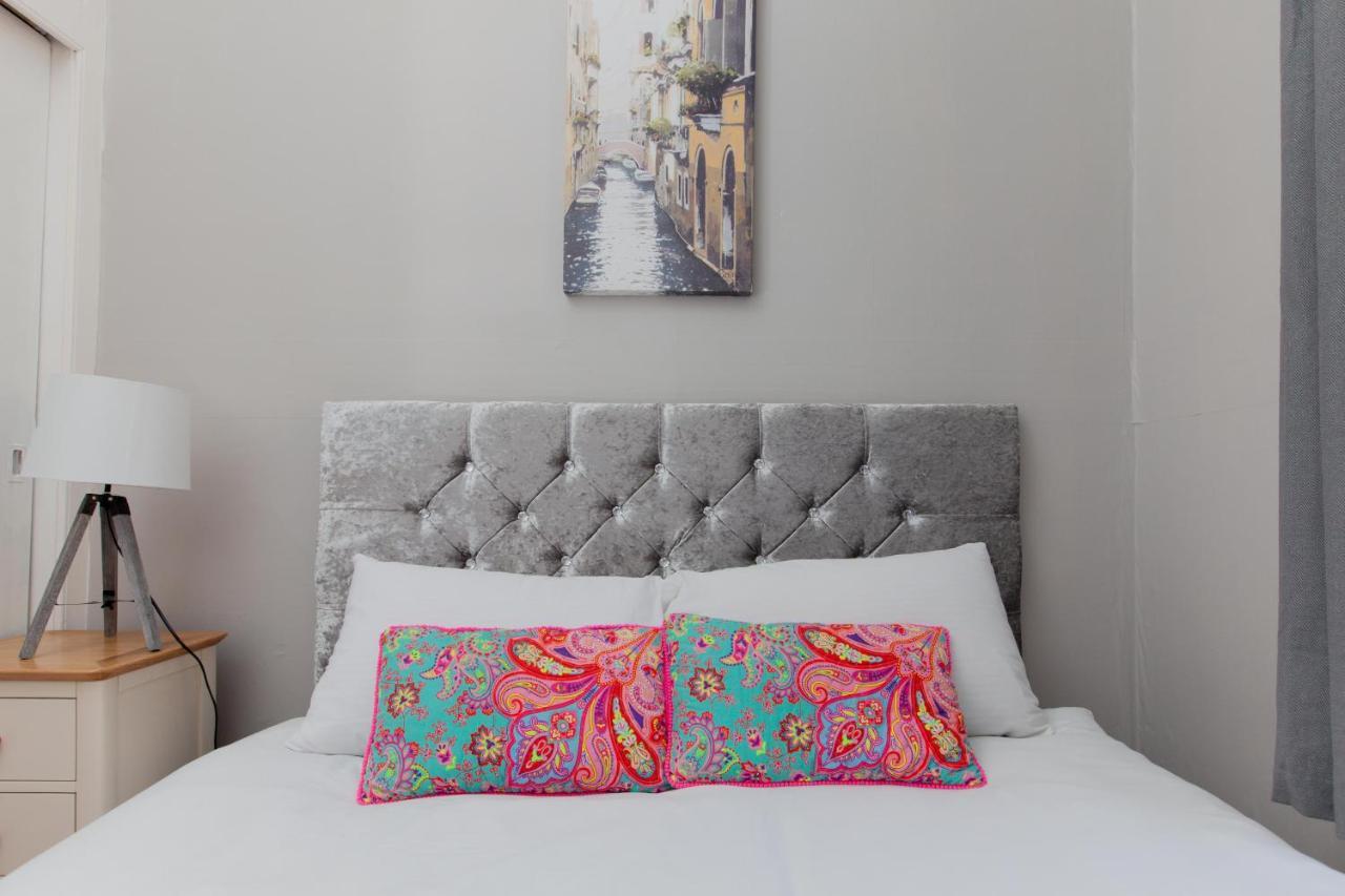 Bright & Homely City Centre Apartment Near Holyrood Edinburgh Kültér fotó
