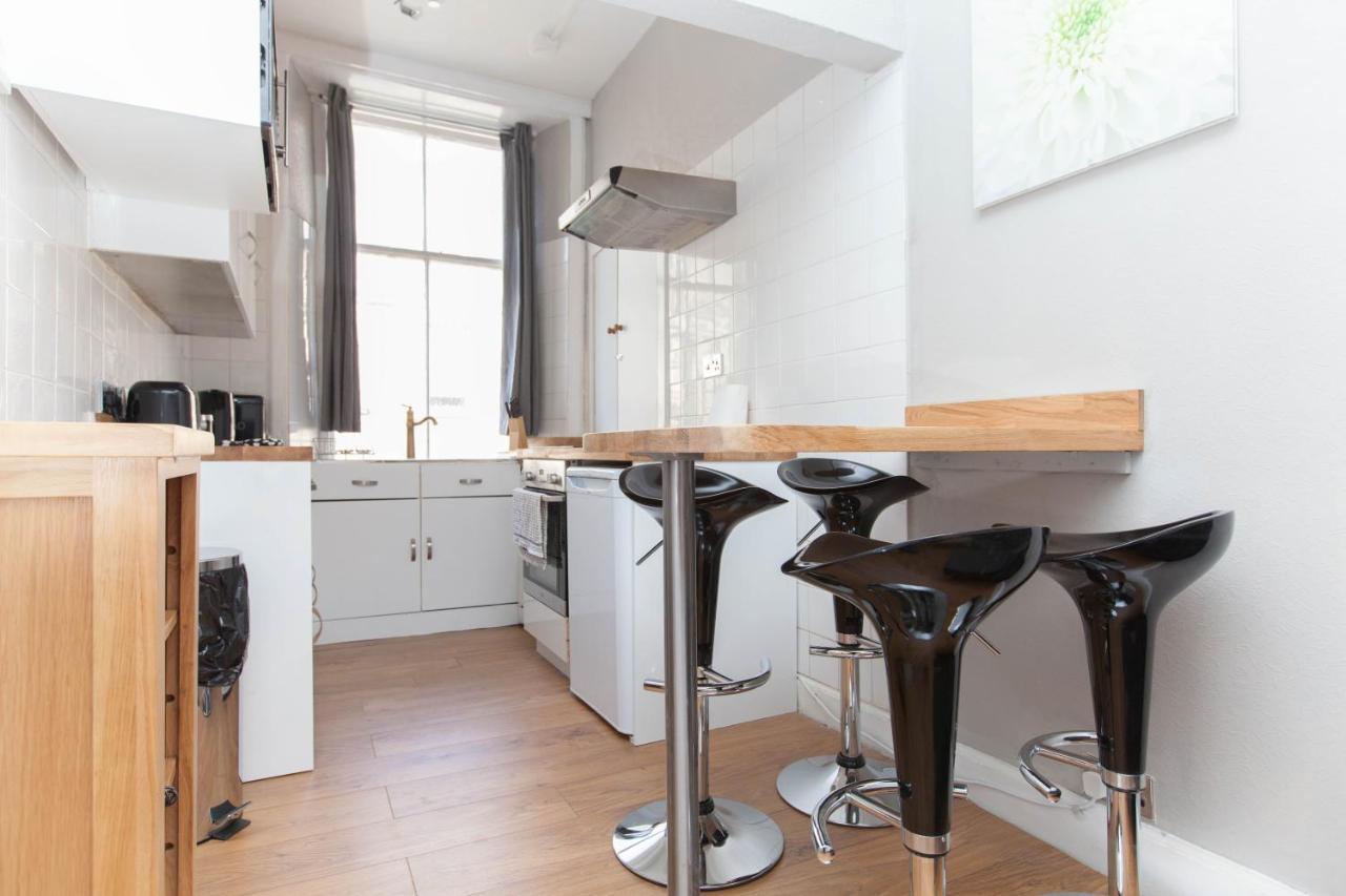 Bright & Homely City Centre Apartment Near Holyrood Edinburgh Kültér fotó
